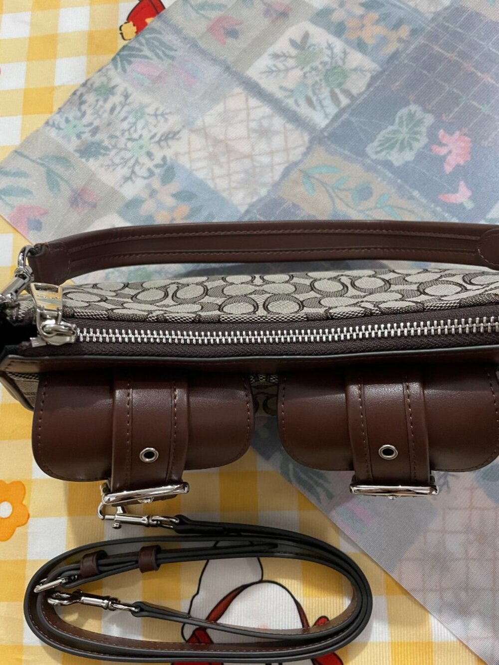 Coach Signature Double-Buckle Bag (Underarm/Crossbody) - Picture 6 of 12